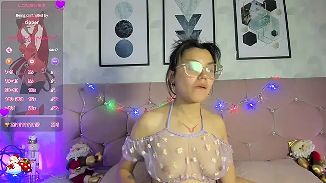 Snapshot of yukki_kuran chatting on 12/19/24, 06:01 yukki kuran online show from 12/19/24, 06:01