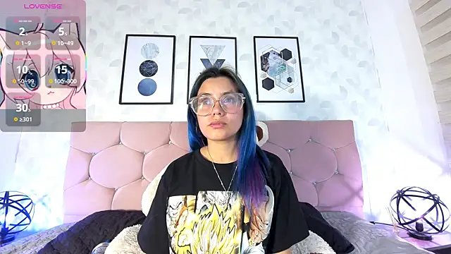 Snapshot of yukki_kuran chatting on 03/09/25, 02:18 yukki kuran online show from 03/09/25, 02:18