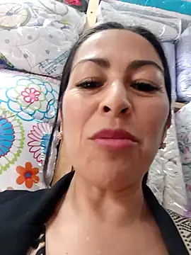 Snapshot of MARIANA-12_ chatting on 01/07/25, 06:56 MARIANA-12 online show from 01/07/25, 06:56