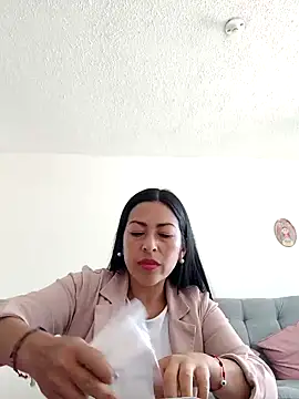 Snapshot of MARIANA-12_ chatting on 01/23/25, 01:56 MARIANA-12 online show from 01/23/25, 01:56