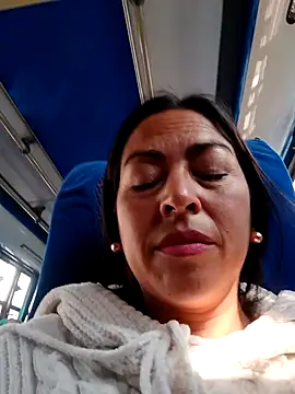 Snapshot of MARIANA-12_ chatting on 02/10/25, 01:33 MARIANA-12 online show from 02/10/25, 01:33