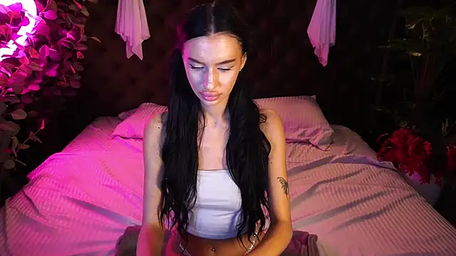 Snow WhiteeeX online show from 10/27/25, 06:39