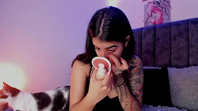 Alice woodville online show from 03/17/25, 05:16