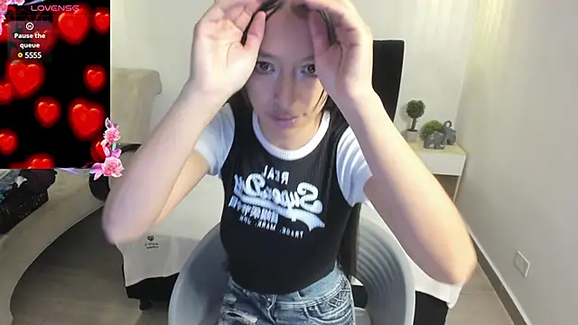 Scarlett  bell online show from 03/20/25, 12:53