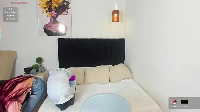 Scarlett  bell online show from 10/27/25, 01:15