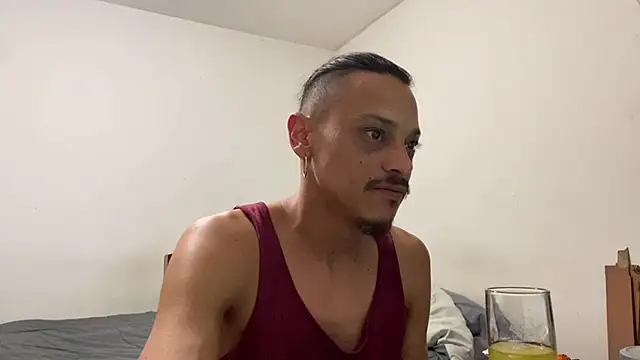 villanocat online show from 12/14/24, 04:12