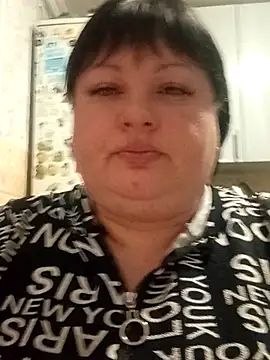 Snapshot of Marina376 chatting on 03/01/25, 09:04 Marina376 online show from 03/01/25, 09:04