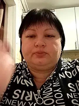 Snapshot of Marina376 chatting on 03/08/25, 09:18 Marina376 online show from 03/08/25, 09:18