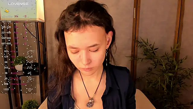 Snapshot of Emily_Strikeee chatting on 10/25/25, 03:47 Emily Strikeee online show from 10/25/25, 03:47