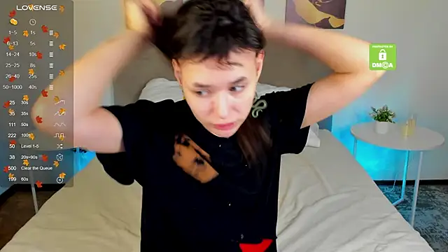 Snapshot of Emily_Strikeee chatting on 11/03/25, 09:54 Emily Strikeee online show from 11/03/25, 09:54