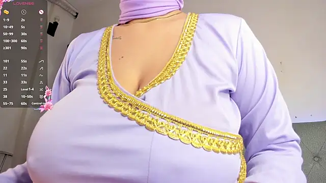 kithana jazmin online show from 10/15/25, 10:59