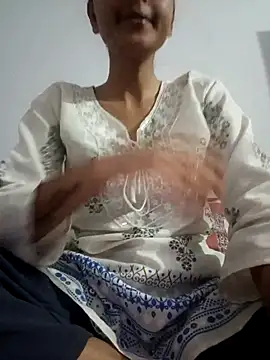 Snapshot of pikubaby chatting on 10/29/25, 07:15 pikubaby online show from 10/29/25, 07:15