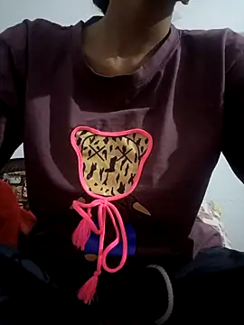 Snapshot of pikubaby chatting on 11/12/25, 08:30 pikubaby online show from 11/12/25, 08:30