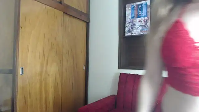Snapshot of Madam_dali chatting on 03/17/25, 01:08 Madam dali online show from 03/17/25, 01:08