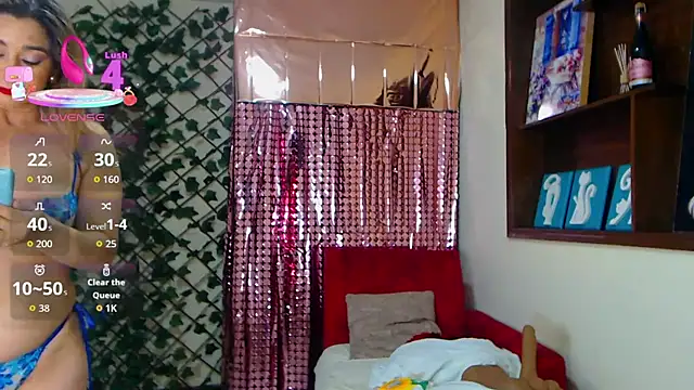 Snapshot of Madam_dali chatting on 11/04/25, 12:37 Madam dali online show from 11/04/25, 12:37