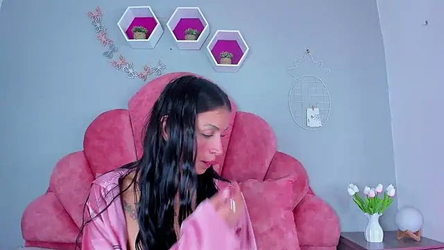 Snapshot of ChanelAdamss_ chatting on 01/28/25, 01:50 ChanelAdamss online show from 01/28/25, 01:50