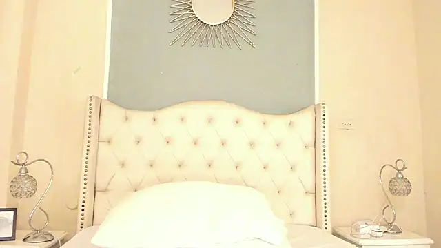 Snapshot of Ambar_Collingg chatting on 03/05/25, 04:57 Ambar Collingg online show from 03/05/25, 04:57