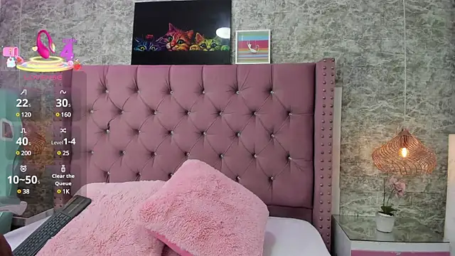 Snapshot of NahiaraReina chatting on 02/07/25, 01:22 NahiaraReina online show from 02/07/25, 01:22