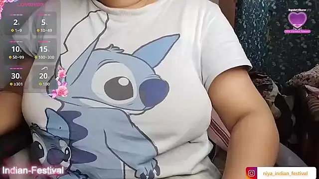 Snapshot of Deshi_Chori chatting on 10/27/25, 11:14 Deshi Chori online show from 10/27/25, 11:14