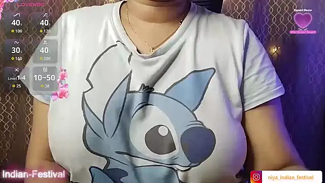 Snapshot of Deshi_Chori chatting on 11/05/25, 05:24 Deshi Chori online show from 11/05/25, 05:24