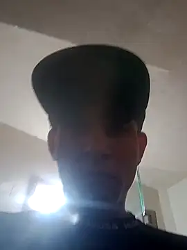 Snapshot of raiu1257 chatting on 11/04/25, 08:57 raiu1257 online show from 11/04/25, 08:57