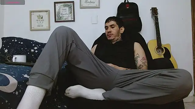 Snapshot of IaDoherty chatting on 10/20/25, 08:26 IaDoherty online show from 10/20/25, 08:26