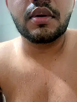 Snapshot of ved240 chatting on 10/25/25, 07:27 ved240 online show from 10/25/25, 07:27