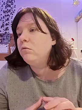 Snapshot of CurvyMilf1992 chatting on 01/27/25, 07:14 CurvyMilf1992 online show from 01/27/25, 07:14