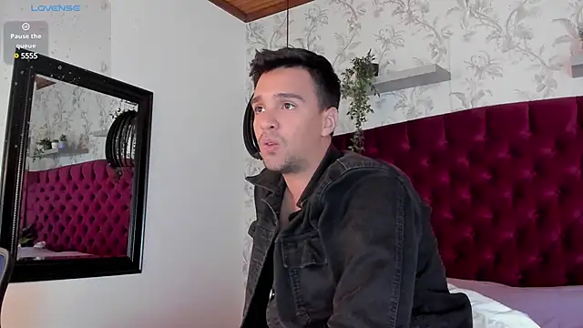 Edward max online show from 01/10/25, 09:44