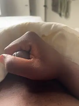 NEWKIDO online show from 11/04/25, 11:53