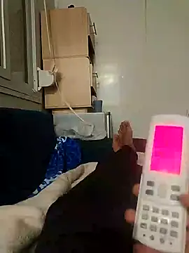 Snapshot of zenci58 chatting on 12/23/24, 11:14 zenci58 online show from 12/23/24, 11:14