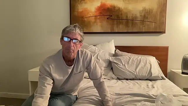 Snapshot of jakesy4all chatting on 10/31/25, 11:55 jakesy4all online show from 10/31/25, 11:55