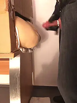 Snapshot of Inseminator69 chatting on 03/13/25, 12:02 Inseminator69 online show from 03/13/25, 12:02