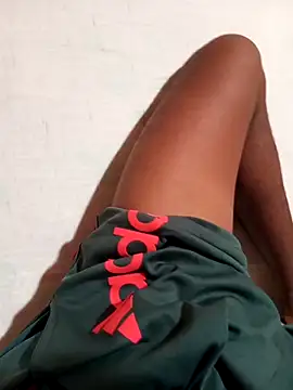 paugrande453 online show from 09/21/25, 03:24