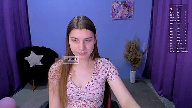 Snapshot of pure_radiance1 chatting on 02/11/25, 04:35 pure radiance1 online show from 02/11/25, 04:35