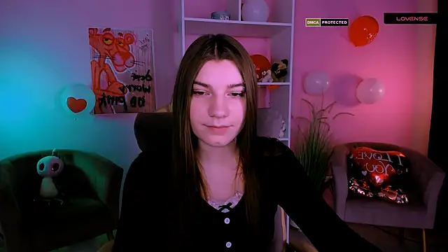 Snapshot of pure_radiance1 chatting on 02/24/25, 09:43 pure radiance1 online show from 02/24/25, 09:43