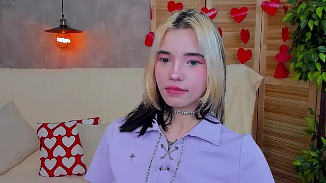 as1an girlfriend online show from 02/11/25, 08:15