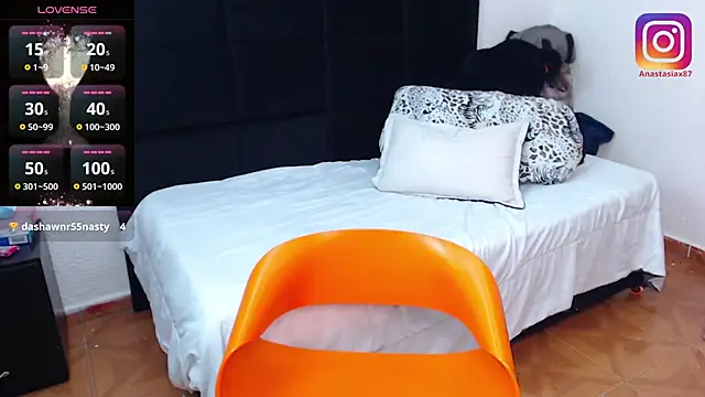 Snapshot of Anastasiax87 chatting on 01/17/25, 10:45 Anastasiax87 online show from 01/17/25, 10:45