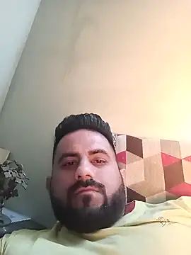 Snapshot of Vickymehra005 chatting on 01/16/25, 07:20 Vickymehra005 online show from 01/16/25, 07:20