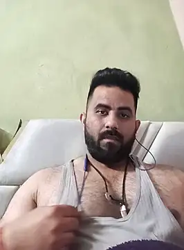 Snapshot of Vickymehra005 chatting on 02/02/25, 07:46 Vickymehra005 online show from 02/02/25, 07:46