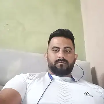 Snapshot of Vickymehra005 chatting on 11/20/25, 04:18 Vickymehra005 online show from 11/20/25, 04:18