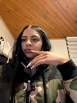 Hilary pinkk online show from 10/11/25, 01:38