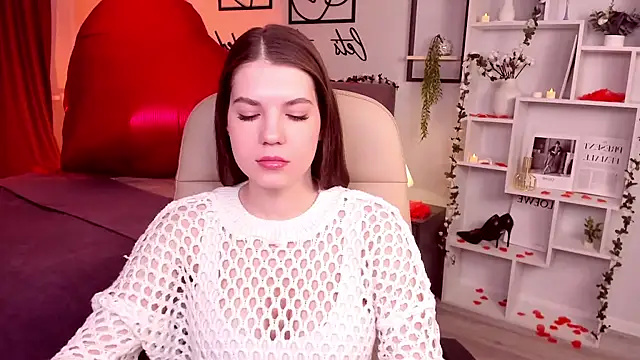 Snapshot of BellaSweetHeart chatting on 02/16/25, 07:48 BellaSweetHeart online show from 02/16/25, 07:48