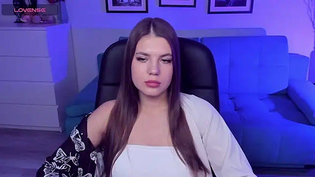 BellaSweetHeart online show from 11/07/25, 08:58