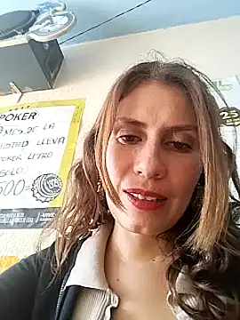 Snapshot of Alysson-- chatting on 02/24/25, 04:04 Alysson-- online show from 02/24/25, 04:04