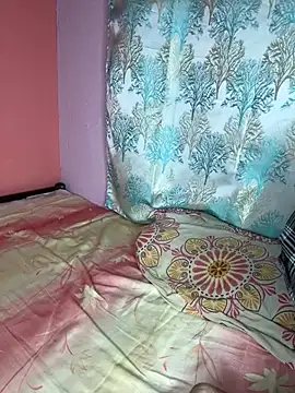 Snapshot of Indian_lovly chatting on 02/17/25, 05:10 Indian lovly online show from 02/17/25, 05:10