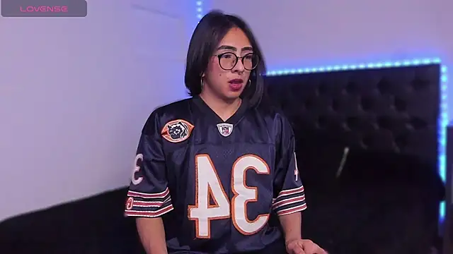 Snapshot of Skyler__blue4 chatting on 03/03/25, 04:47 Skyler blue4 online show from 03/03/25, 04:47