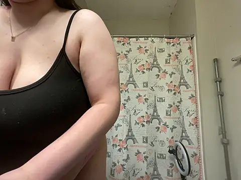 Snapshot of jasmine2badd chatting on 12/11/24, 05:00 jasmine2badd online show from 12/11/24, 05:00