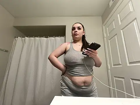 Snapshot of jasmine2badd chatting on 03/23/25, 05:43 jasmine2badd online show from 03/23/25, 05:43