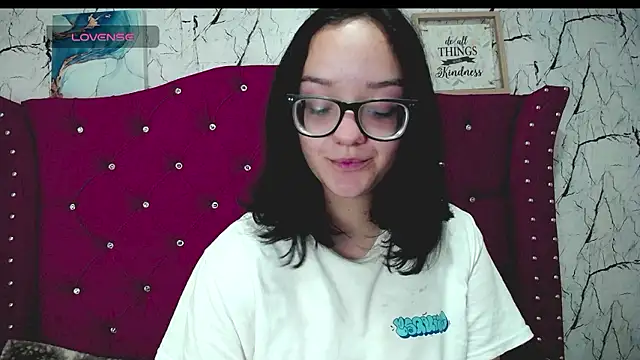 Snapshot of charlotte1-ls chatting on 12/09/24, 12:45 charlotte1-ls online show from 12/09/24, 12:45